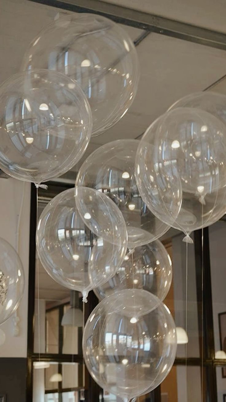 Crystal Clear Bobo Balloon Set for Birthday Decoration, Transparent Stretchy Party Balloons, LED & Confetti Event Decor