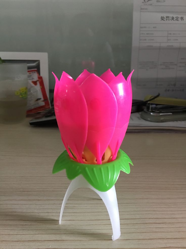 Lotus Bloom Candle – Musical Rotating Flower Birthday Cake Candle with Opening Petals